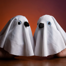 Load image into Gallery viewer, Coo Coo Coo (Halloween Special Edition) Talking bag charm