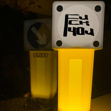 將圖片載入圖庫檢視器 帶得出街嘅【安全島燈箱】