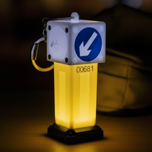 將圖片載入圖庫檢視器 安全島燈鎖匙扣(8月出貨)不含塗鴉